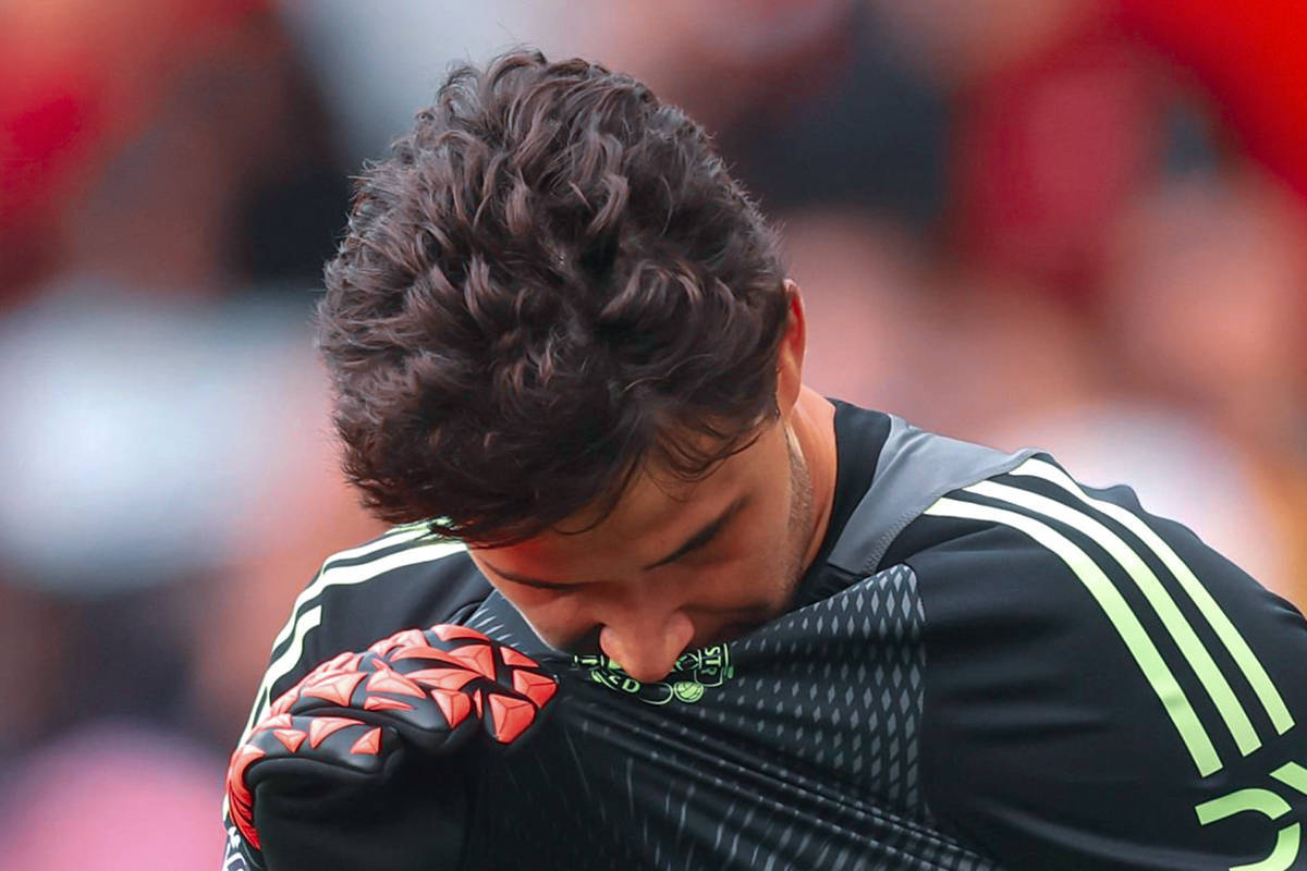 拉门斯两举动征服曼联!阿莫林仍拒绝确认1号,提醒考验还在后头