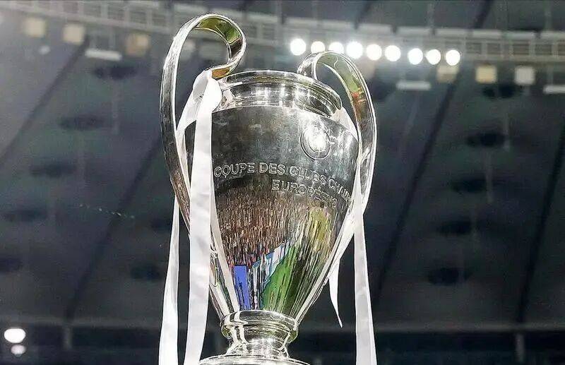 欧冠历史上再也难以复制的一个时代——连续9个赛季，有非五大联赛球队闯进决赛